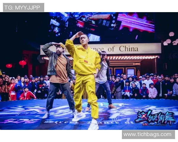 重庆街舞队整体表现分析:压制策略的得失与未来发展方向探讨 重庆街舞队整体表现分析:压制策略的得失与未来发展方向探讨